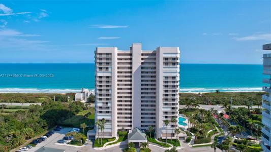 5051 N Jimmy Buffett Mem Hwy PENTHOUSE 2-3, Hutchinson Island, FL 34949