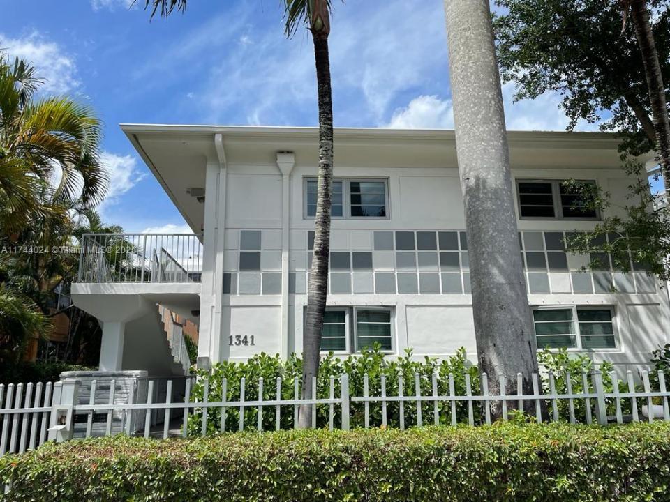 1341 15th St 205, Miami Beach, FL 33139