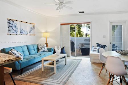 798 Crandon Blvd 37-C, Key Biscayne, FL 33149