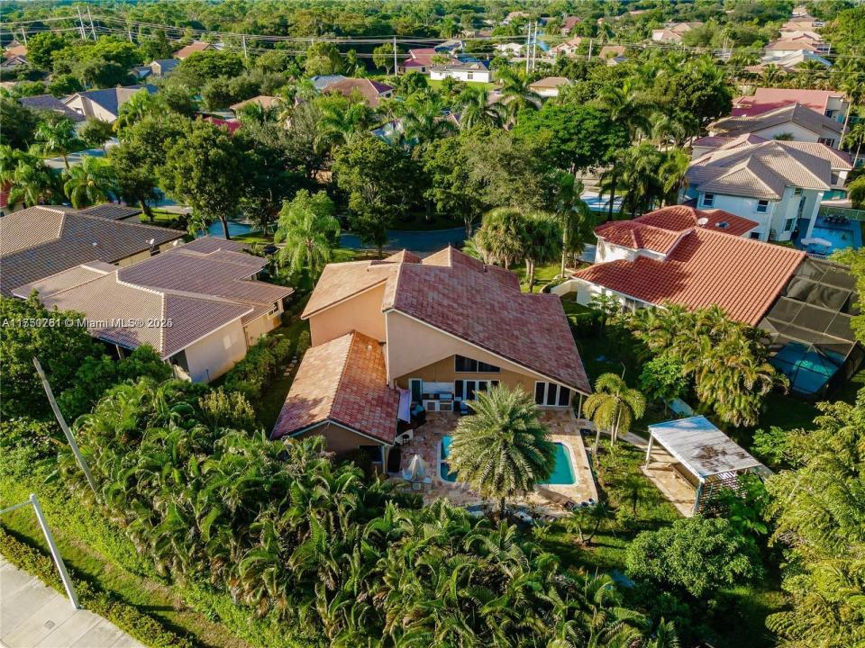 4699 Rothschild Dr, Coral Springs, FL 33067