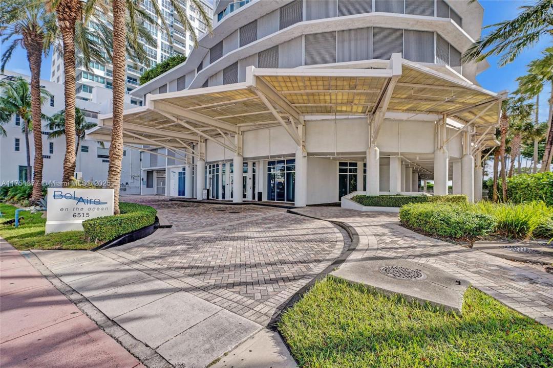 6515 Collins Ave 910, Miami Beach, FL 33141