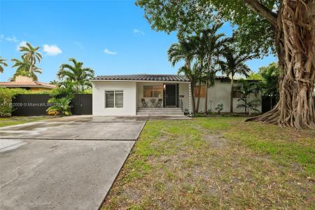 441 De Soto Dr 441, Miami Springs, FL 33166