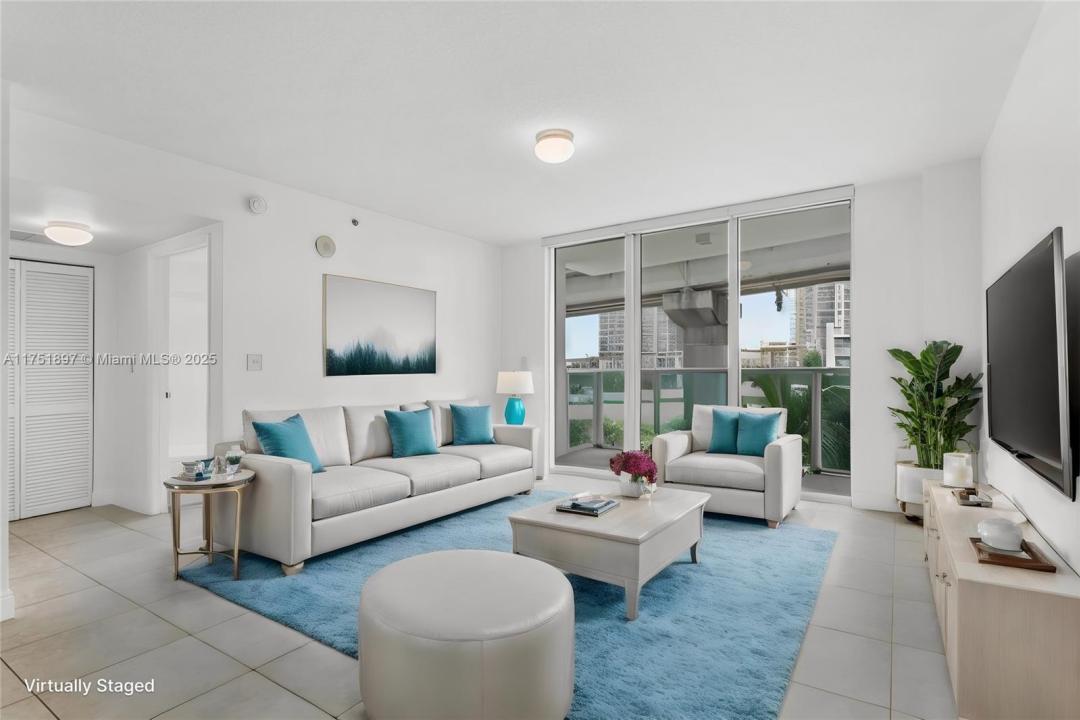 31 SE 5th St 505, Miami, FL 33131