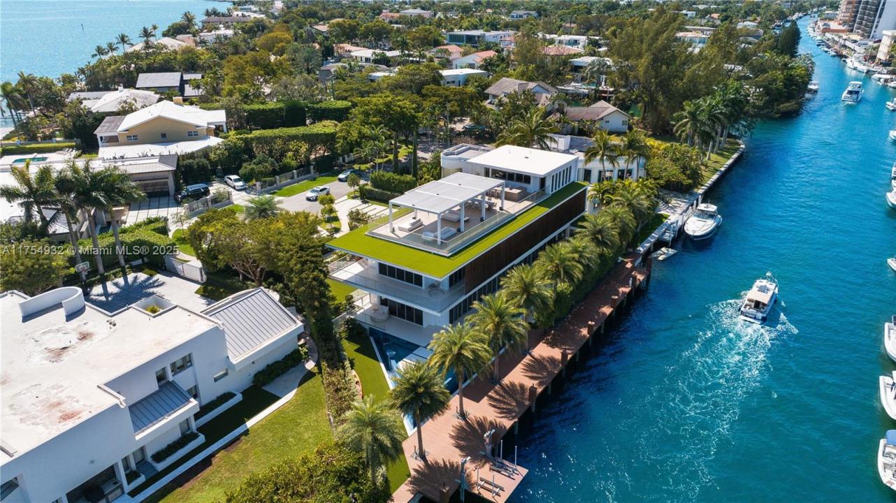 13390 Biscayne Bay Dr, North Miami, FL 33181