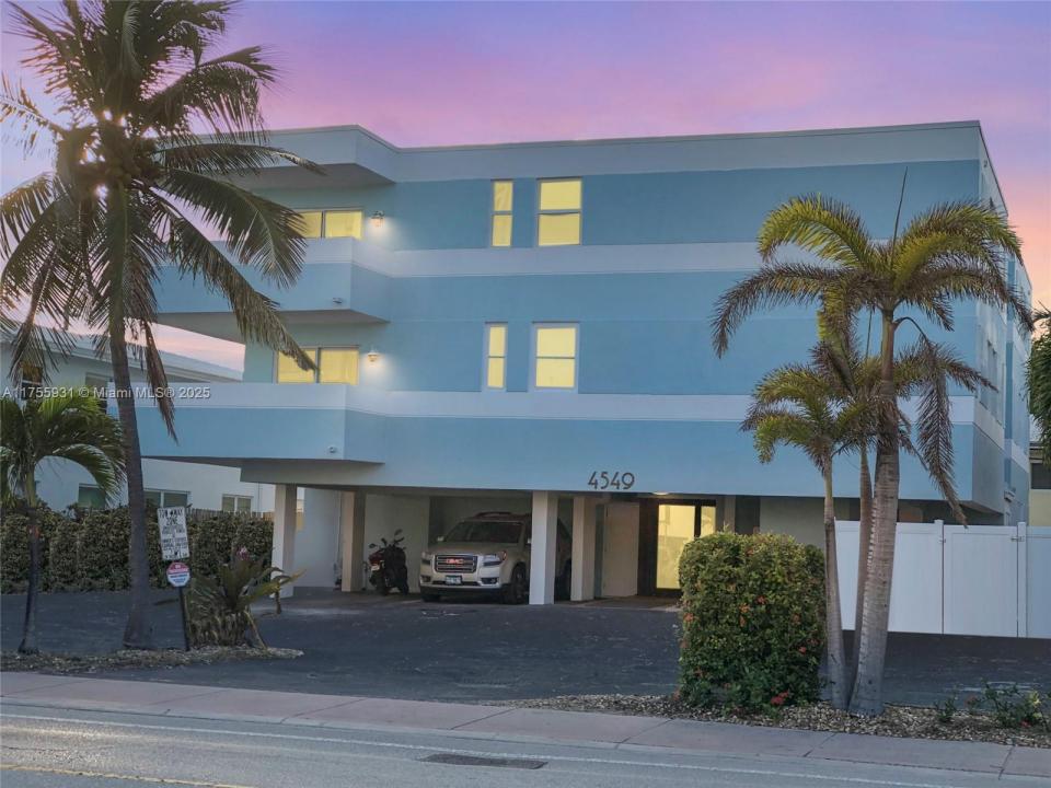 4549 N Ocean Dr 1, Lauderdale By The Sea, FL 33308
