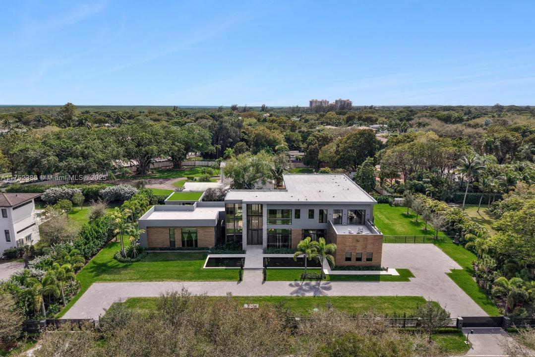 5900 SW 129th Ter, Pinecrest, FL 33156