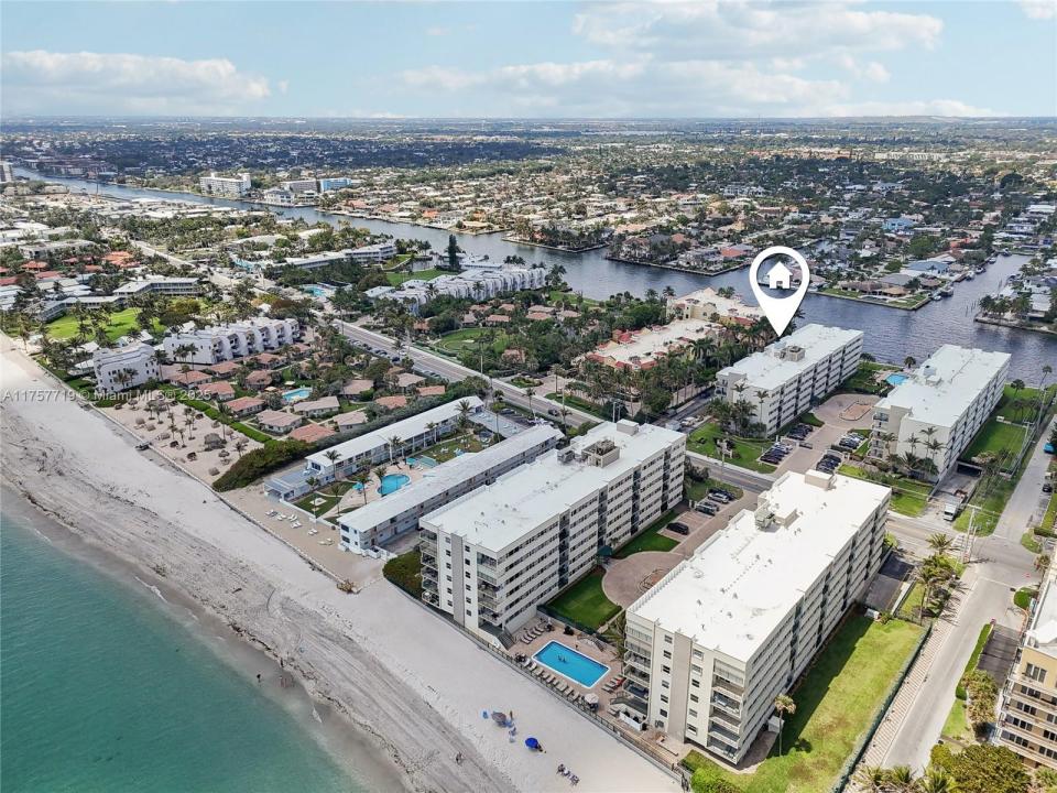 1236 Hillsboro Mile 403, Hillsboro Beach, FL 33062