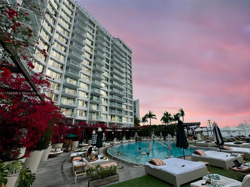 1100 West Ave 1123, Miami Beach, FL 33139