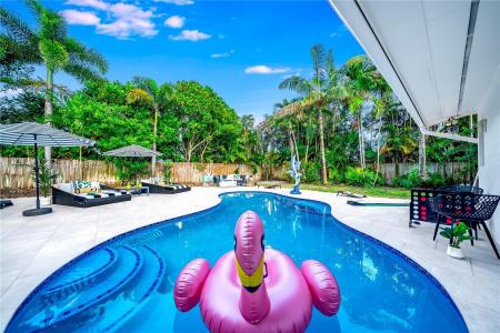 1574 NE 38th St 0, Oakland Park, FL 33334