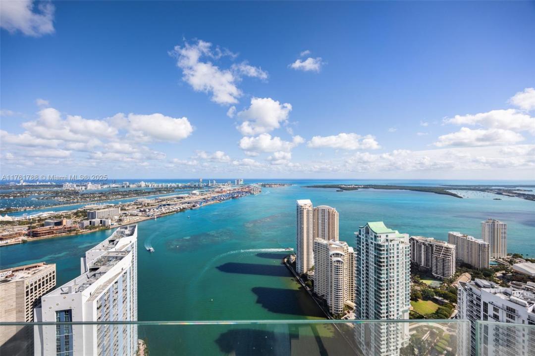 300 Biscayne Blvd Way PH5701, Miami, FL 33131