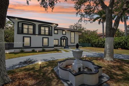 7830 SW 120th St, Pinecrest, FL 33156