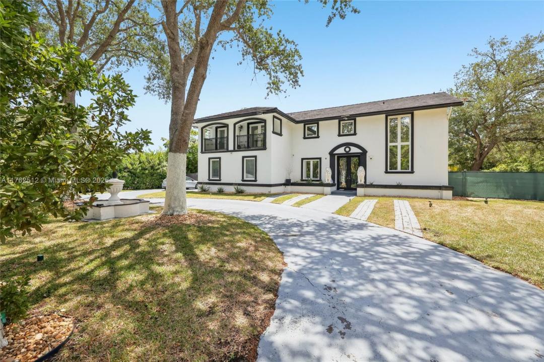 7830 SW 120th St, Pinecrest, FL 33156