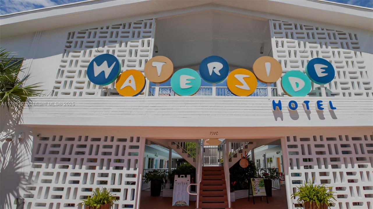 Miami Beach, FL 33140