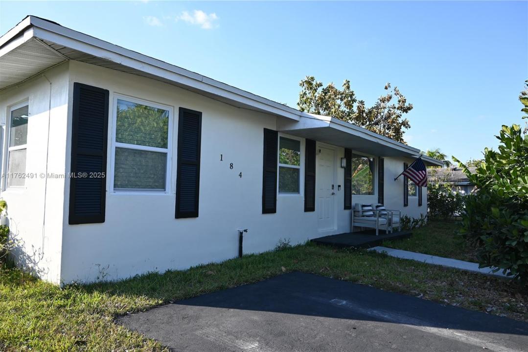 184 SW 17th Ave, Homestead, FL 33030