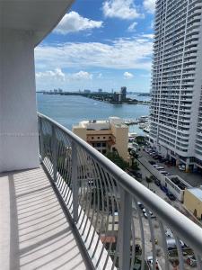 1750 N Bayshore Dr 1606, Miami, FL 33132