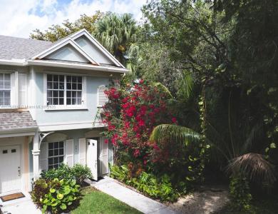 201 Mallory Ct 201, Weston, FL 33326