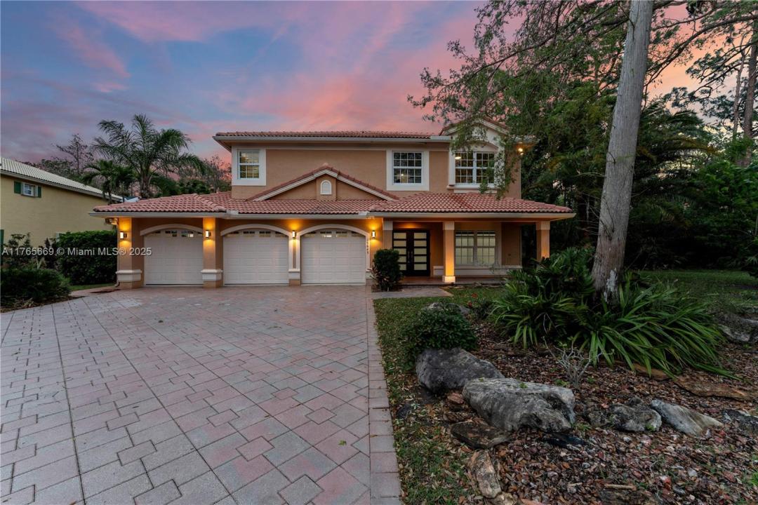 15643 Cypress Park Dr, Wellington, FL 33414
