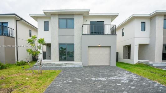 269 NW 13th Pl, Florida City, FL 33034