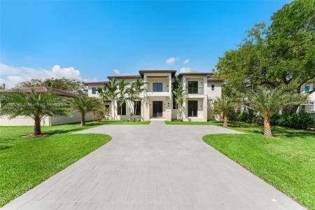 14110 Old Cutler Rd, Palmetto Bay, FL 33158