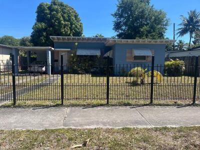 10801 NW 2nd Ct, Miami, FL 33168