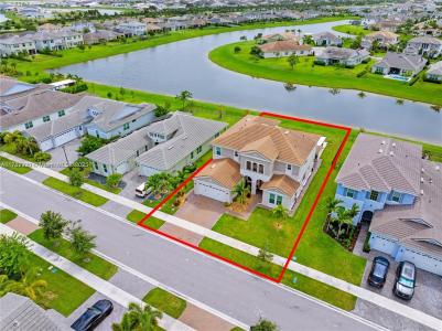5907 Jasmine Ln, Loxahatchee, FL 33470