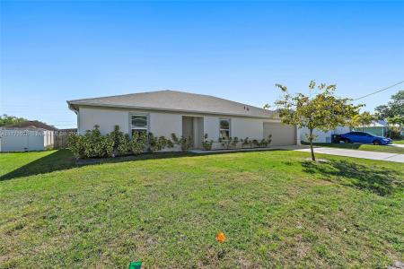 421 NW Biltmore St, Port St. Lucie, FL 34983