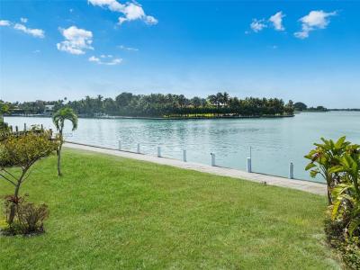 9224 Bay Dr, Surfside, FL 33154