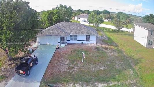3844 Heyburn St, Lehigh Acres, FL 33905