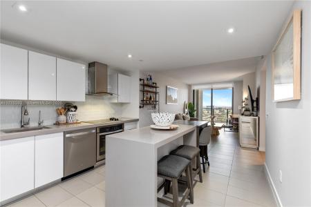 1600 NE 1st Ave 2615, Miami, FL 33132