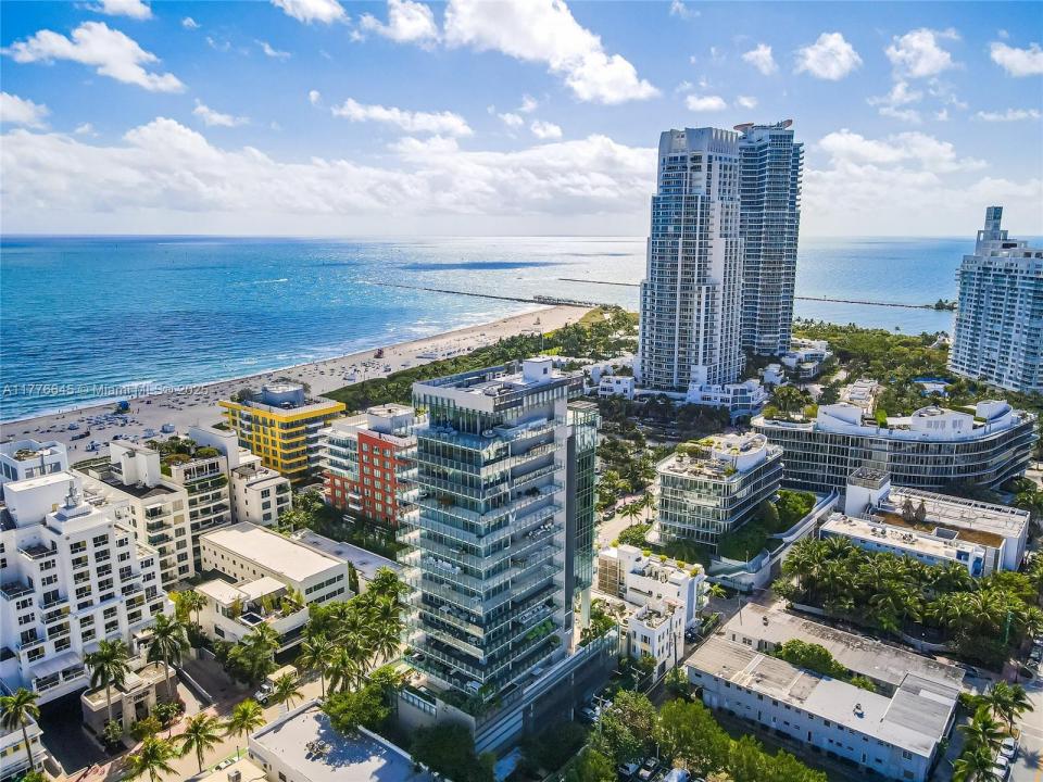 120 Ocean Dr 700, Miami Beach, FL 33139