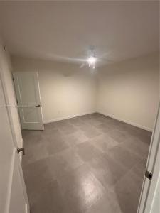 16395 Biscayne Blvd TH 6, North Miami Beach, FL 33160