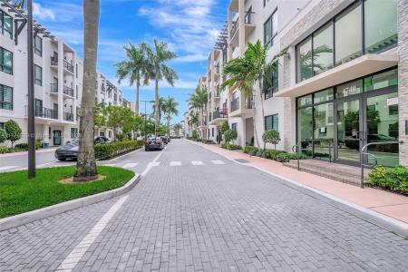 4740 NW 84th Ct 32, Doral, FL 33166