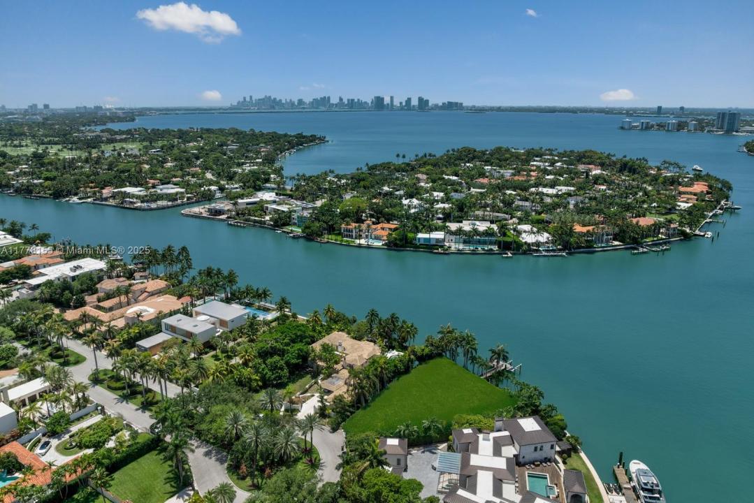 6640 Allison Rd, Miami Beach, FL 33141