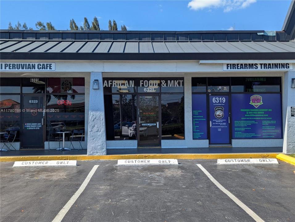 6321 Stirling Rd 6321, Davie, FL 33314