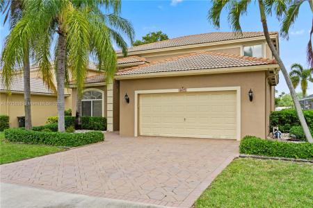 4475 Banyan Trails Dr, Coconut Creek, FL 33073
