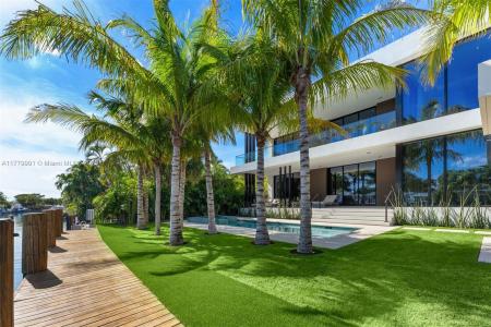 13225 Arch Creek Ter, North Miami, FL 33181