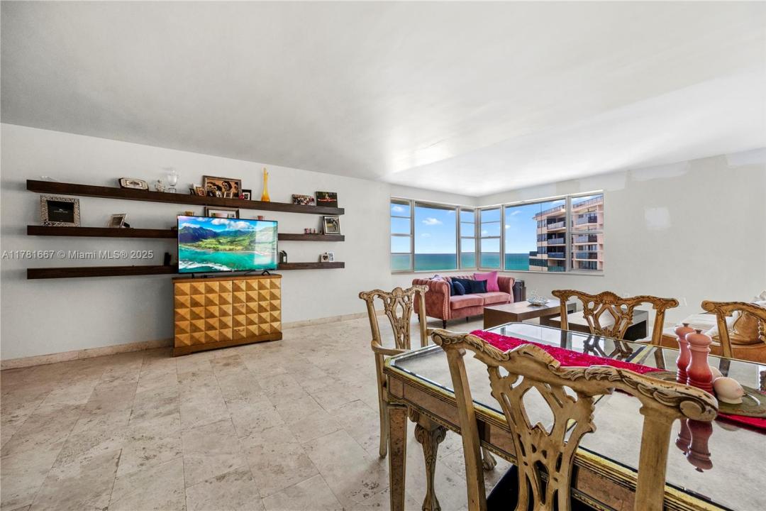 5255 Collins Ave 11A, Miami Beach, FL 33140