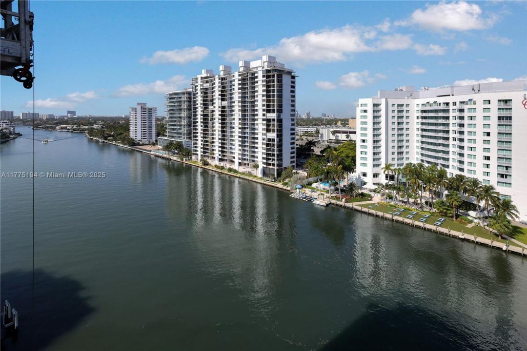 2800 E Sunrise Blvd 14B, Fort Lauderdale, FL 33304