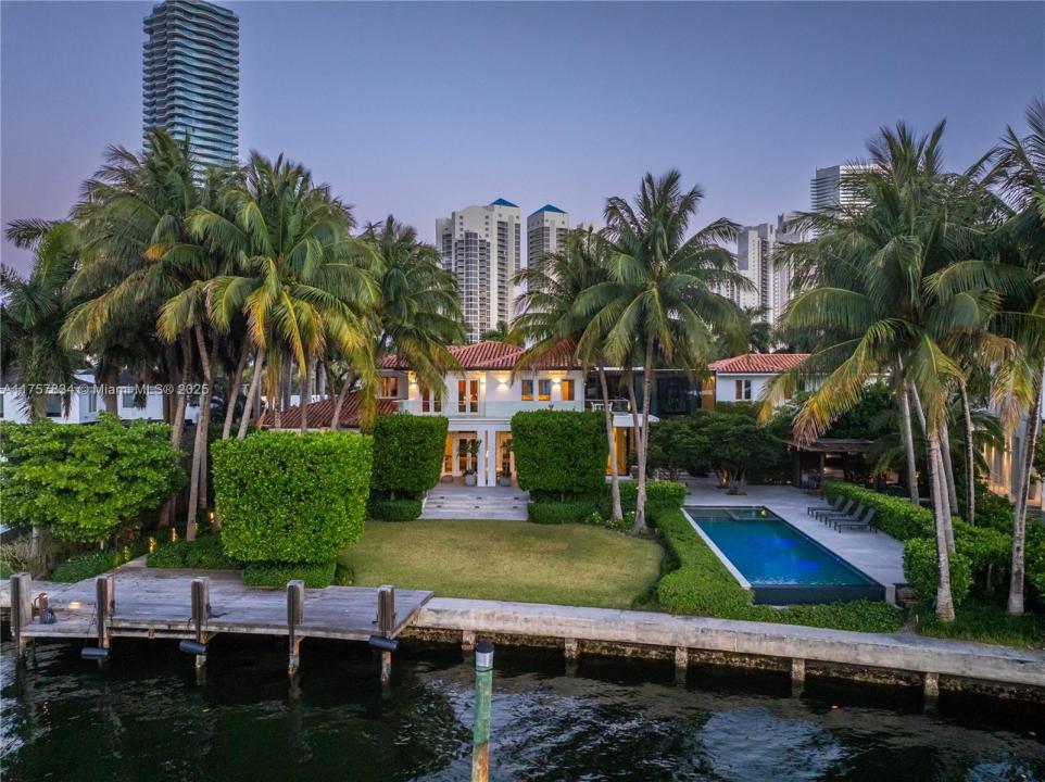 100 Golden Beach Dr, Golden Beach, FL 33160