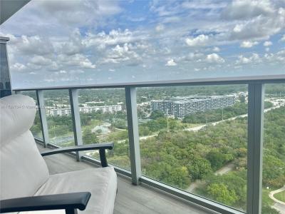 16385 N Biscayne Blvd 2504, North Miami Beach, FL 33160