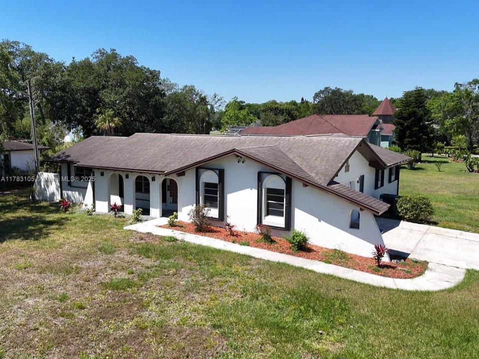 1968 Pleasant Hill Road, Kissimmee, FL 34746