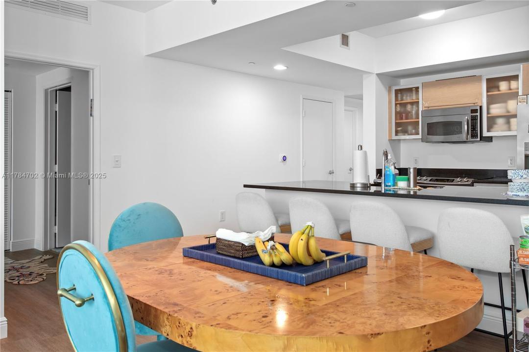 951 Brickell Ave 1110, Miami, FL 33131