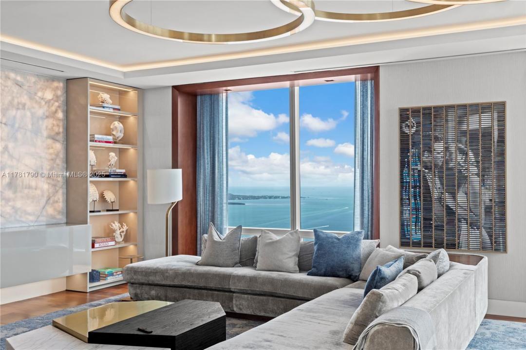 1425 Brickell Ave PH4BCD, Miami, FL 33131