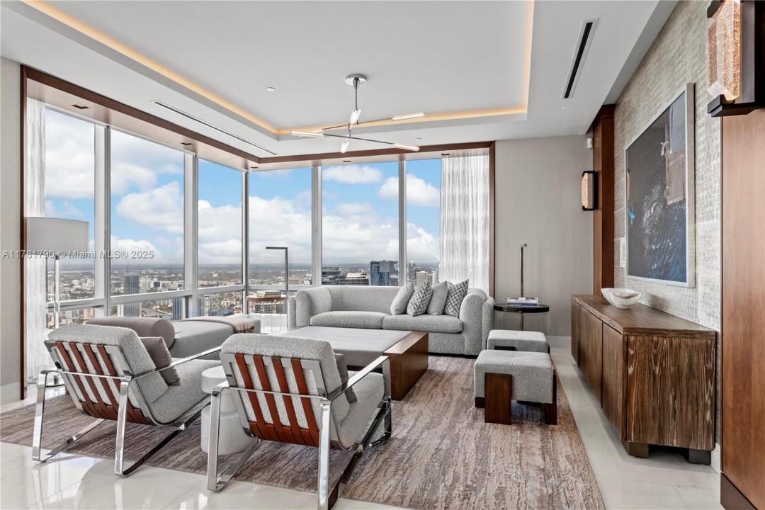 1425 Brickell Ave PH4BCD, Miami, FL 33131