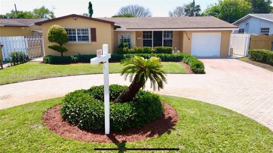 7716 Dilido Blvd, Miramar, FL 33023
