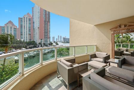 3340 NE 190th St 504, Aventura, FL 33180