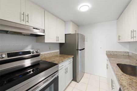2350 NE 135th St 812, North Miami, FL 33181