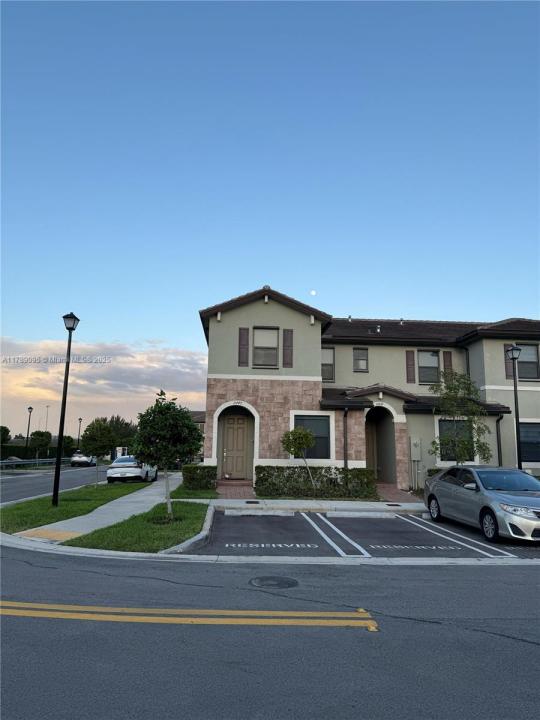 11449 W 34th Ln, Hialeah, FL 33018