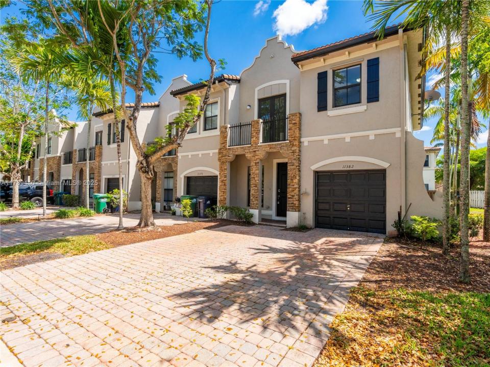 11382 SW 236th St, Homestead, FL 33032