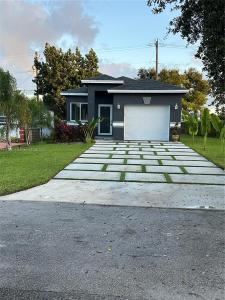 6229 Arthur St, Hollywood, FL 33024